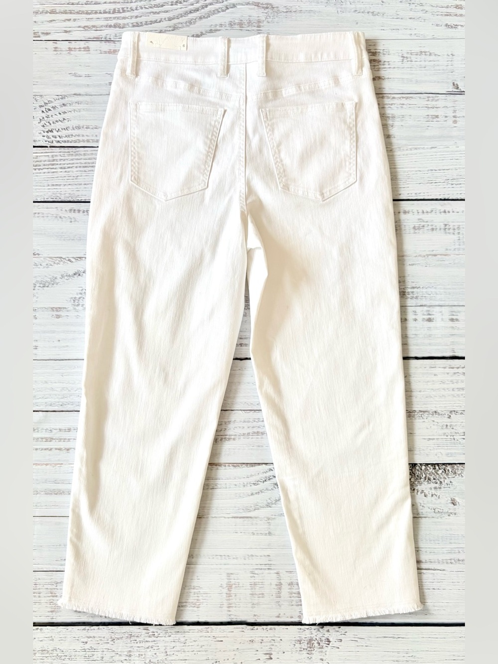 NWT Tommy Bahama Ella Twill High Rise Straight Crop Jeans White Size 6 - Picture 3 of 16